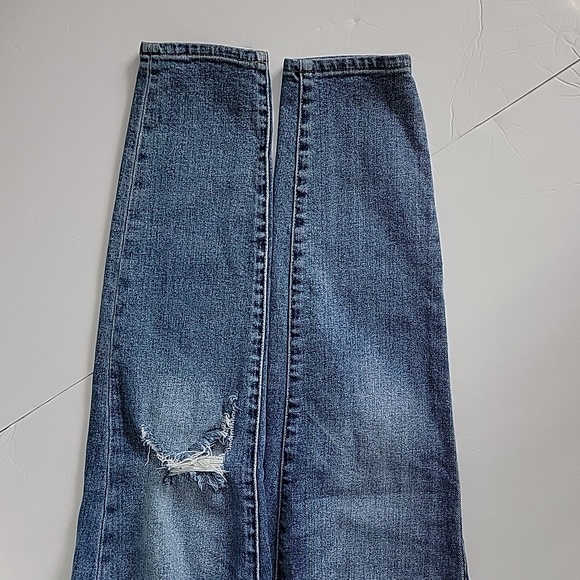 J.CREW 10" high-rise toothpick jeans/ Size 30. - Picture 9 of 10
